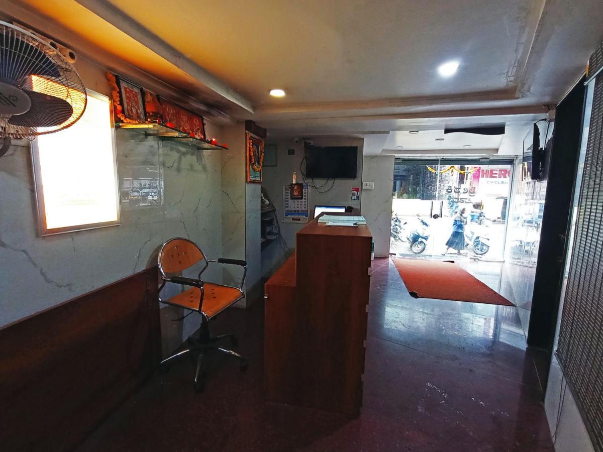 Staymaker Shri Shakti Residency Hubli Exterior photo