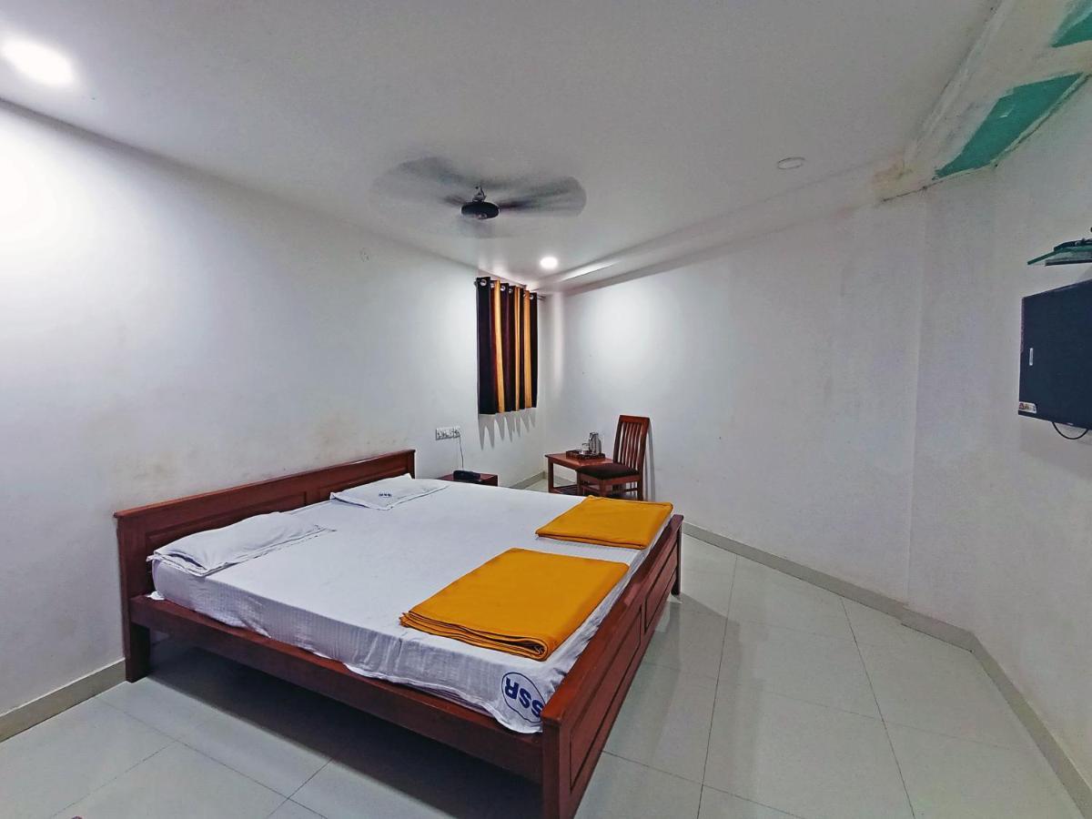 Staymaker Shri Shakti Residency Hubli Exterior photo